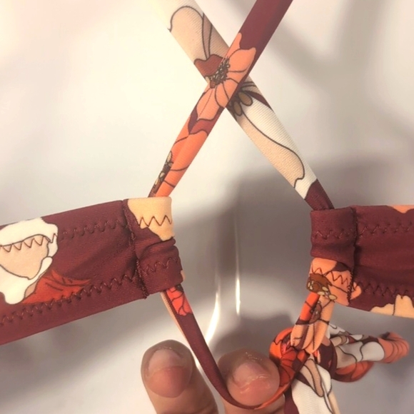 Cupshe Olivia Floral One-piece Swimsuit Size Small NWTG - Picture 13 of 15